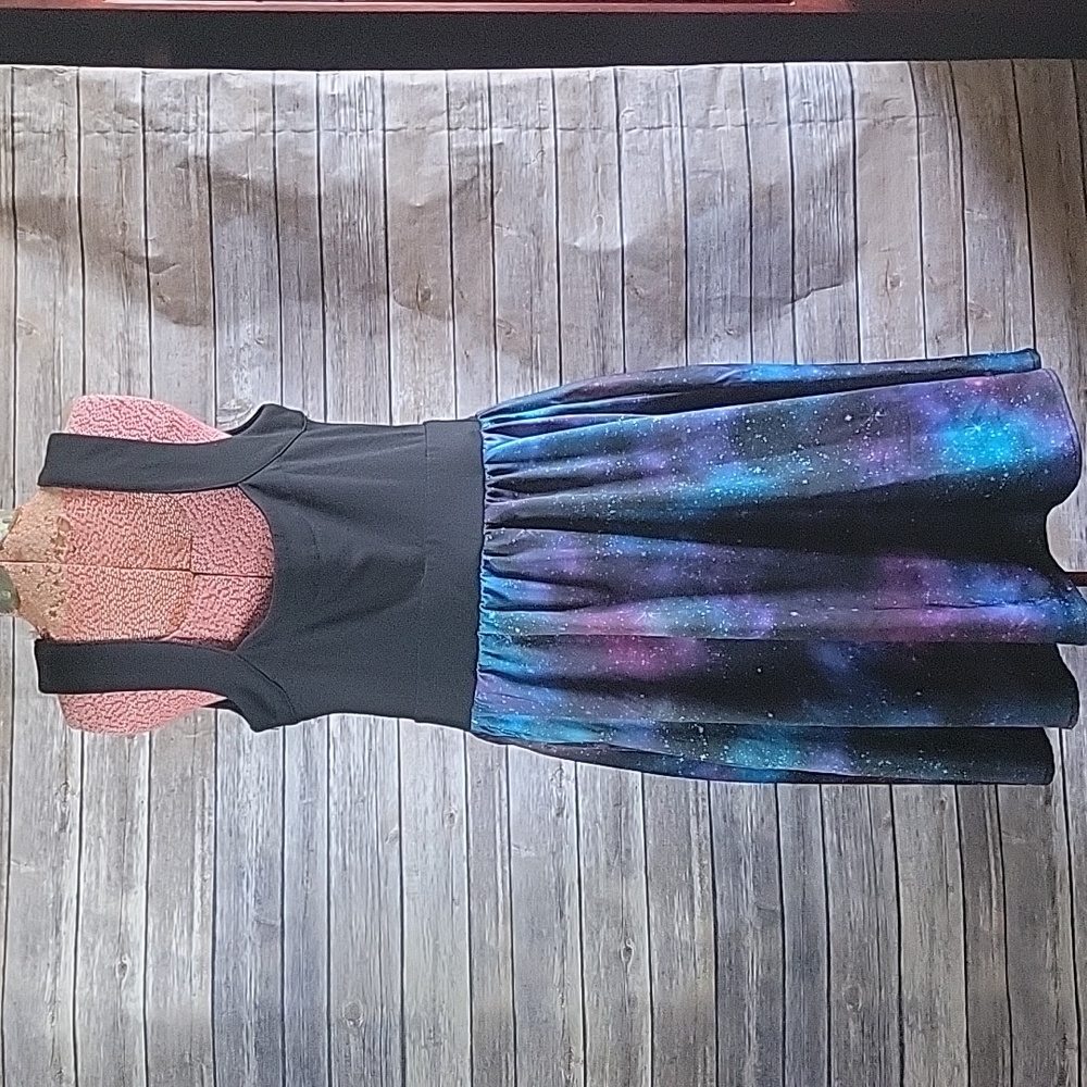 Hot Topic Galaxy Dress - Picture 2 of 3